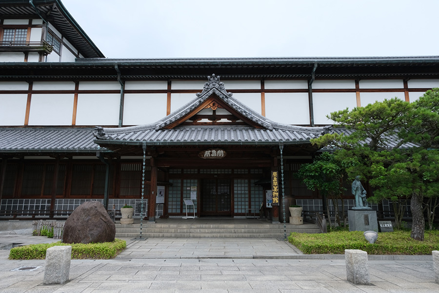 蘭島閣美術館